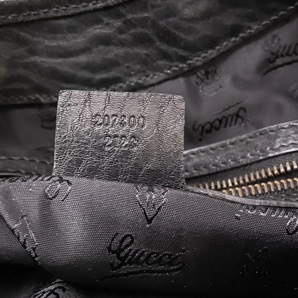 Authentic Gucci Babouska Black Leather Hobo Shoulder Bag - Picture 15 of 17